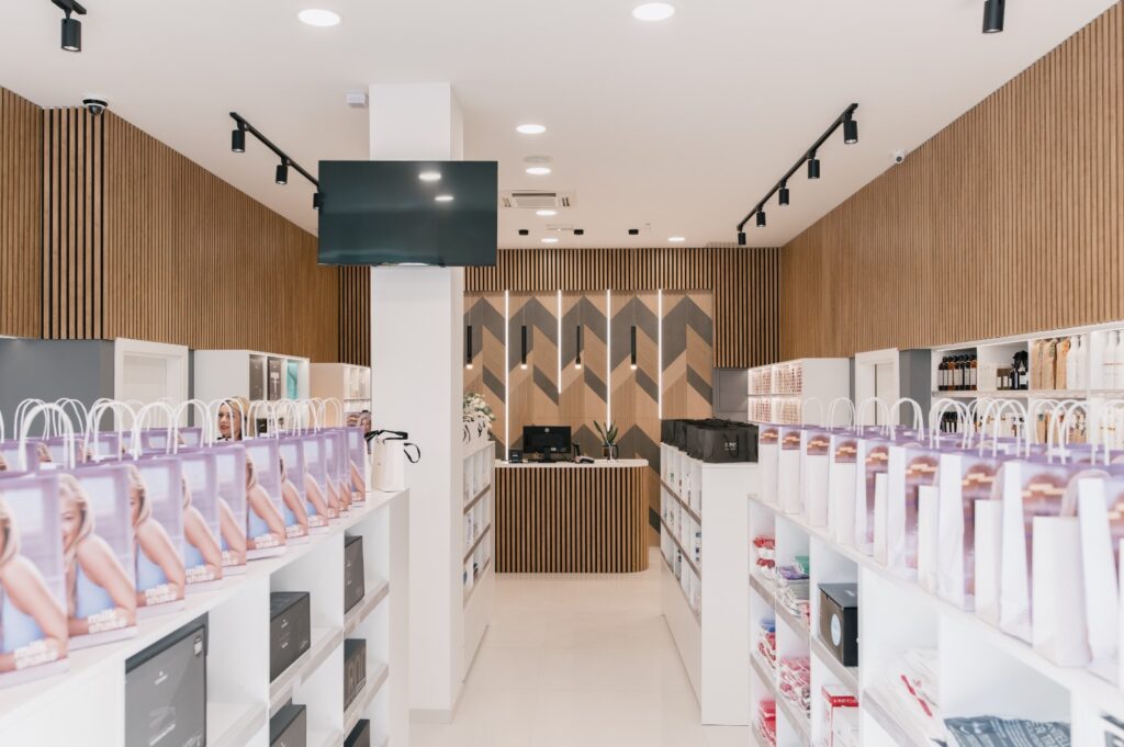 Transformacija prostora: Novo lice ˝MK-COLOR Hair & Beauty Corner-a˝